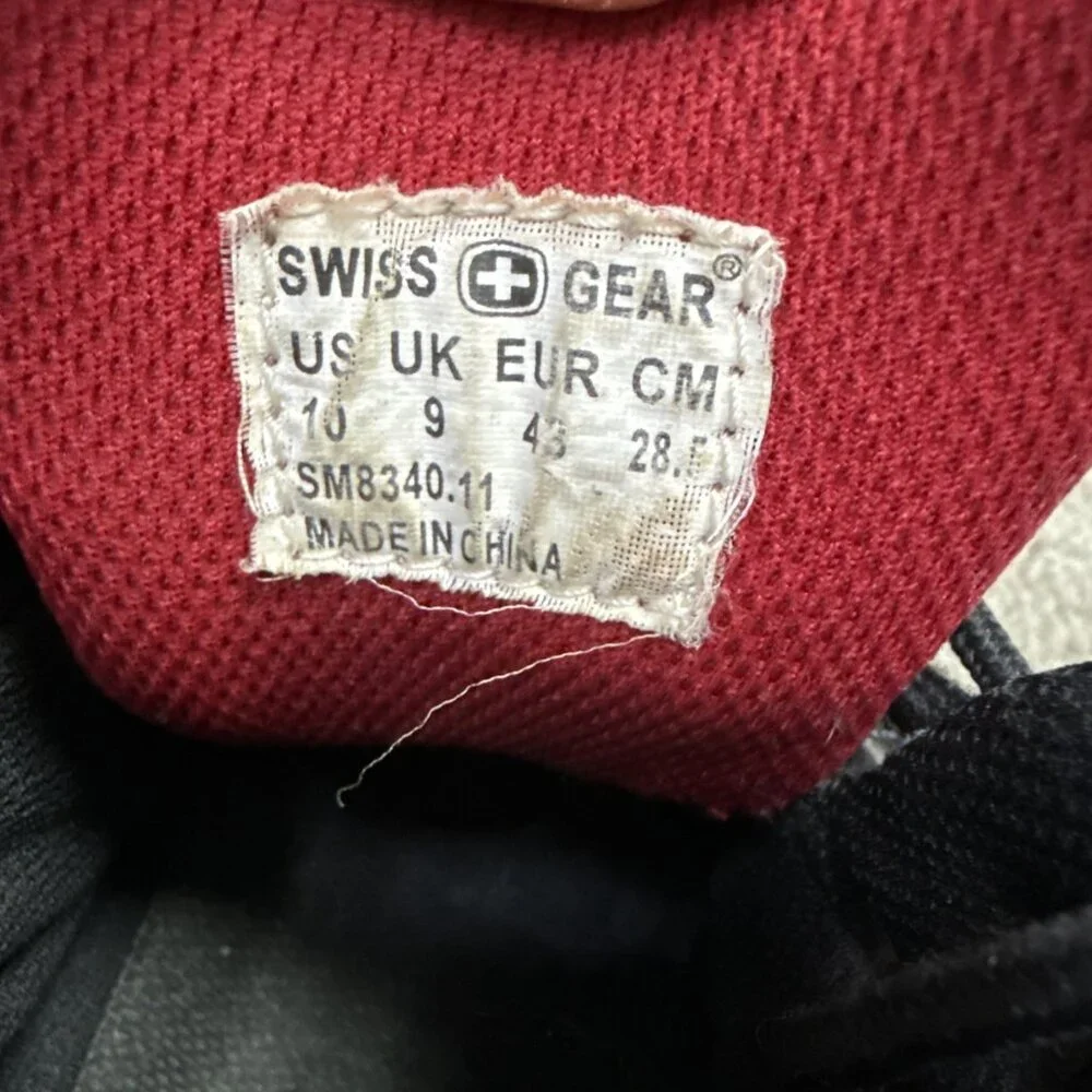 SWISSGEAR good used